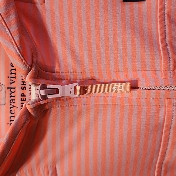 Vineyard Vines Stripe Relaxed The Shep Shirt size small NWOT - Picture 2 of 6